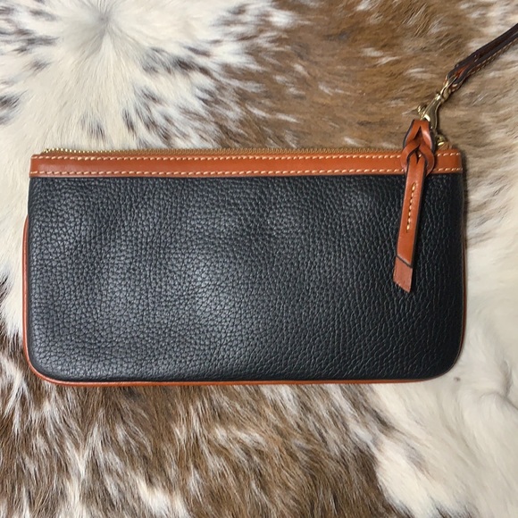 Dooney Clutch - Picture 2 of 4